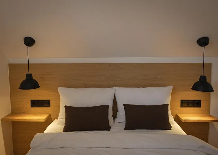 Lesne Chatki - Swierk I Sosna *